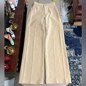 Vintage 70s Levi Strauss & Co. high waisted pants/trousers in beige, 25”